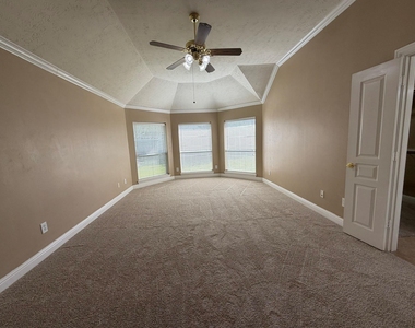 3303 Thistlegrove Lane - Photo Thumbnail 20