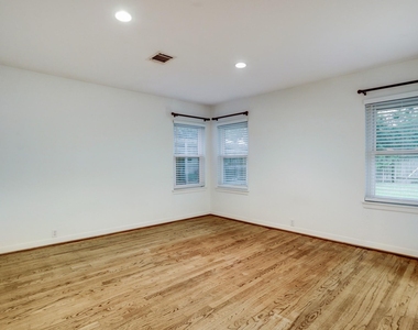 2803 Ashwood Street - Photo Thumbnail 14
