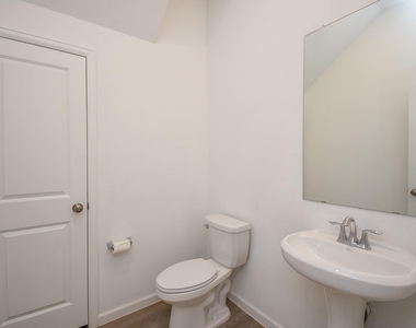 5646 Amber Brook Lane - Photo Thumbnail 5