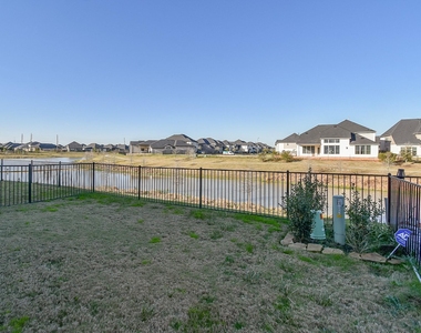 5646 Amber Brook Lane - Photo Thumbnail 29