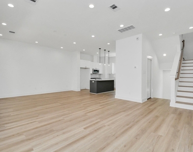 2854 Cline Street - Photo Thumbnail 8