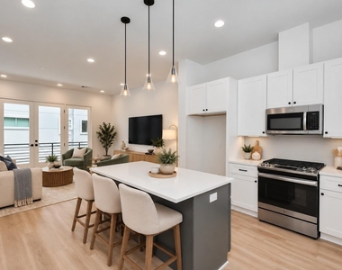 2854 Cline Street - Photo Thumbnail 12