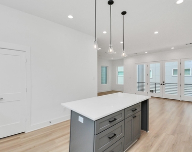 2854 Cline Street - Photo Thumbnail 13