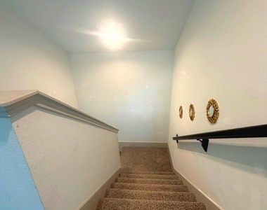 7122 Dawn View Lane - Photo Thumbnail 23