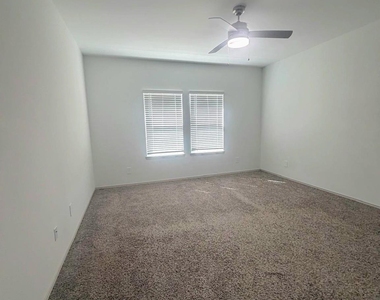 7122 Dawn View Lane - Photo Thumbnail 34