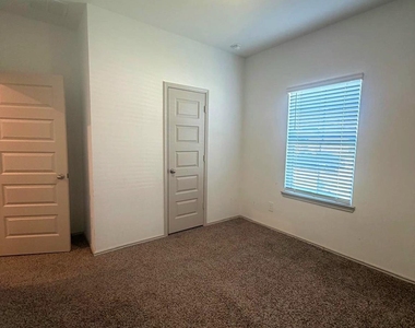 7122 Dawn View Lane - Photo Thumbnail 26