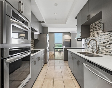 5100 San Felipe Street - Photo Thumbnail 10