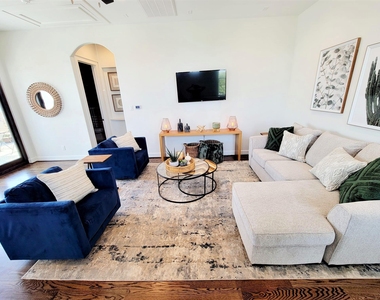 706 Delano Street - Photo Thumbnail 26