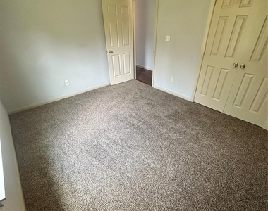 102 Lindley Street - Photo Thumbnail 16