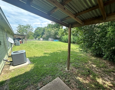 102 Lindley Street - Photo Thumbnail 25