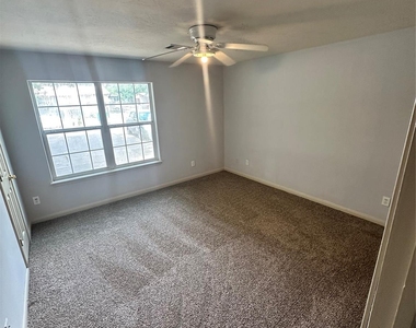 102 Lindley Street - Photo Thumbnail 11