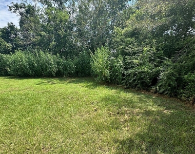 102 Lindley Street - Photo Thumbnail 23