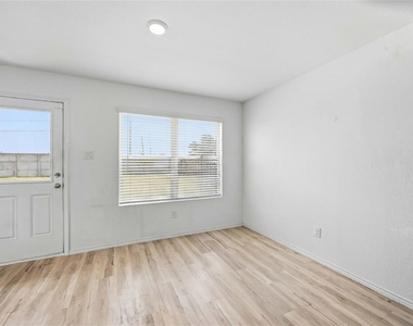 14502 Andover Birch Drive - Photo Thumbnail 5