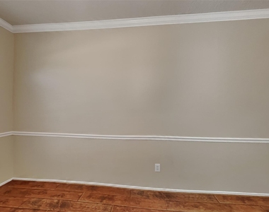 6422 Brazos Glen Lane - Photo Thumbnail 5