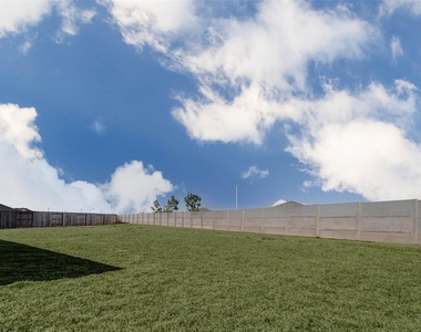 6655 Orange Daylily Lane - Photo Thumbnail 23