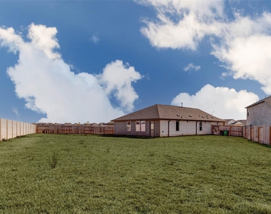 6655 Orange Daylily Lane - Photo Thumbnail 21