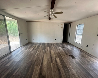498 Fern Lane - Photo Thumbnail 2