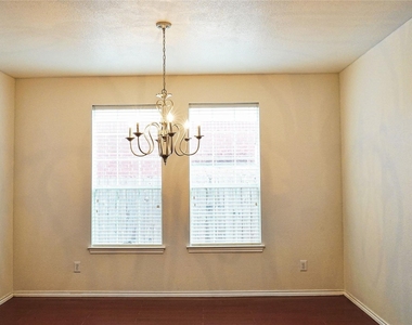 22147 Canyonwood Park Lane - Photo Thumbnail 6