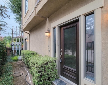 1742 Michigan Street - Photo Thumbnail 39