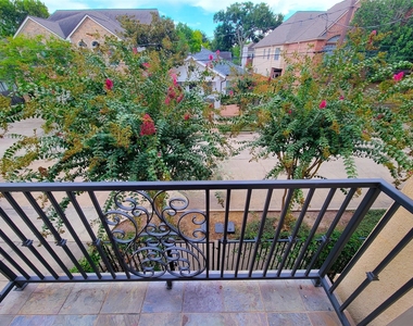 1742 Michigan Street - Photo Thumbnail 8