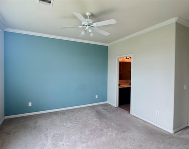 20103 Linden Spruce Lane - Photo Thumbnail 17