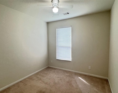 20103 Linden Spruce Lane - Photo Thumbnail 22