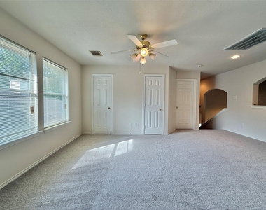 110 S Merryweather Circle - Photo Thumbnail 39