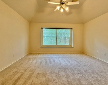 110 S Merryweather Circle - Photo Thumbnail 29