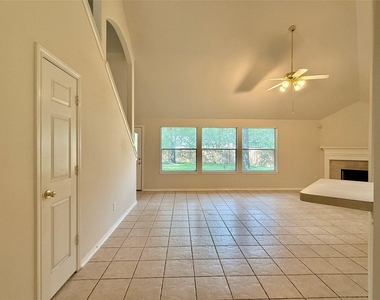 110 S Merryweather Circle - Photo Thumbnail 10