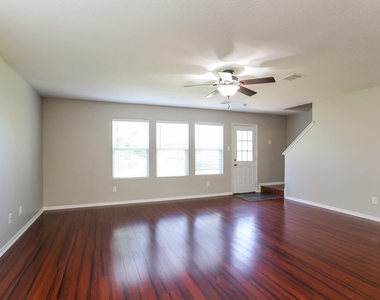 7819 Adonis Avenue - Photo Thumbnail 2