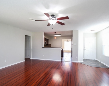 7819 Adonis Avenue - Photo Thumbnail 4