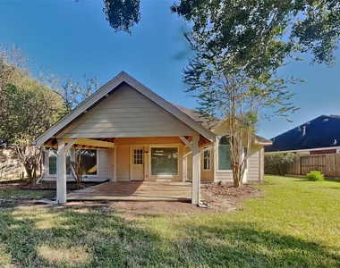 826 Featherbrook Court - Photo Thumbnail 16