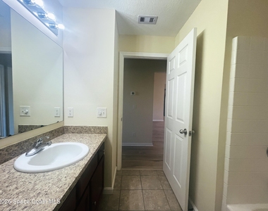 4016 Meander Place - Photo Thumbnail 8