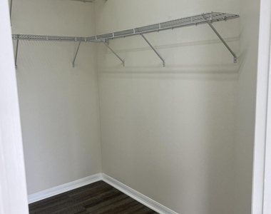 437 Pasto Circle Sw - Photo Thumbnail 11