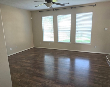 20110 Jasper Oaks Drive - Photo Thumbnail 8