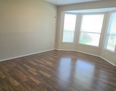 20110 Jasper Oaks Drive - Photo Thumbnail 9