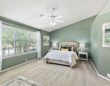 13600 Breton Ridge Street - Photo Thumbnail 12