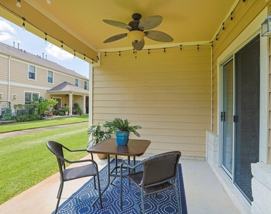 13600 Breton Ridge Street - Photo Thumbnail 10