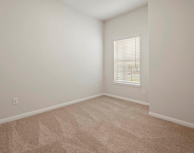23110 Glory Orchid Drive - Photo Thumbnail 9