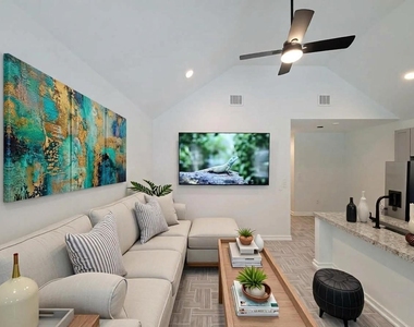 11849 Nelwood Street - Photo Thumbnail 3