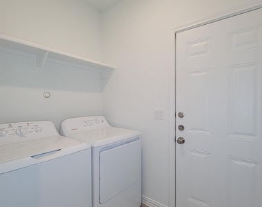 11849 Nelwood Street - Photo Thumbnail 28