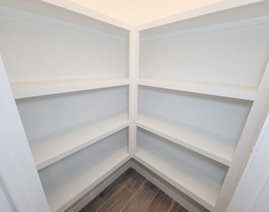 11849 Nelwood Street - Photo Thumbnail 20