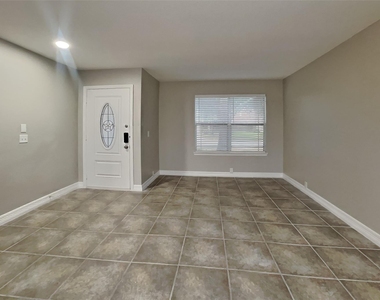 17534 S Summit Canyon Drive - Photo Thumbnail 1