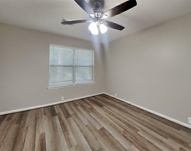 17534 S Summit Canyon Drive - Photo Thumbnail 13