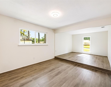 3803 Black Crickett Court - Photo Thumbnail 19