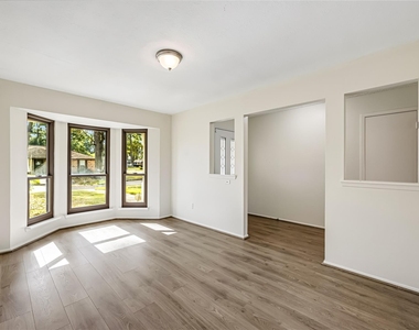 3803 Black Crickett Court - Photo Thumbnail 6