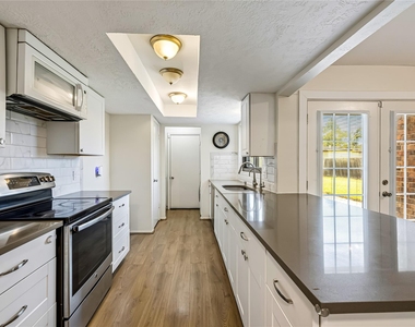 3803 Black Crickett Court - Photo Thumbnail 11