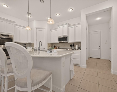 105 Sundown Ridge Place - Photo Thumbnail 14
