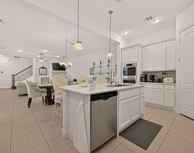 105 Sundown Ridge Place - Photo Thumbnail 19