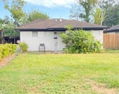 222 Caplin Street - Photo Thumbnail 14